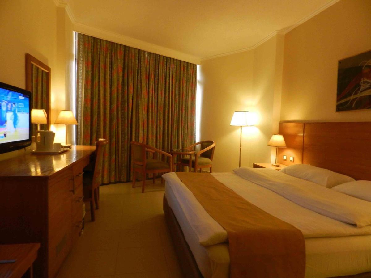 Aqaba Gulf Hotel Exterior photo